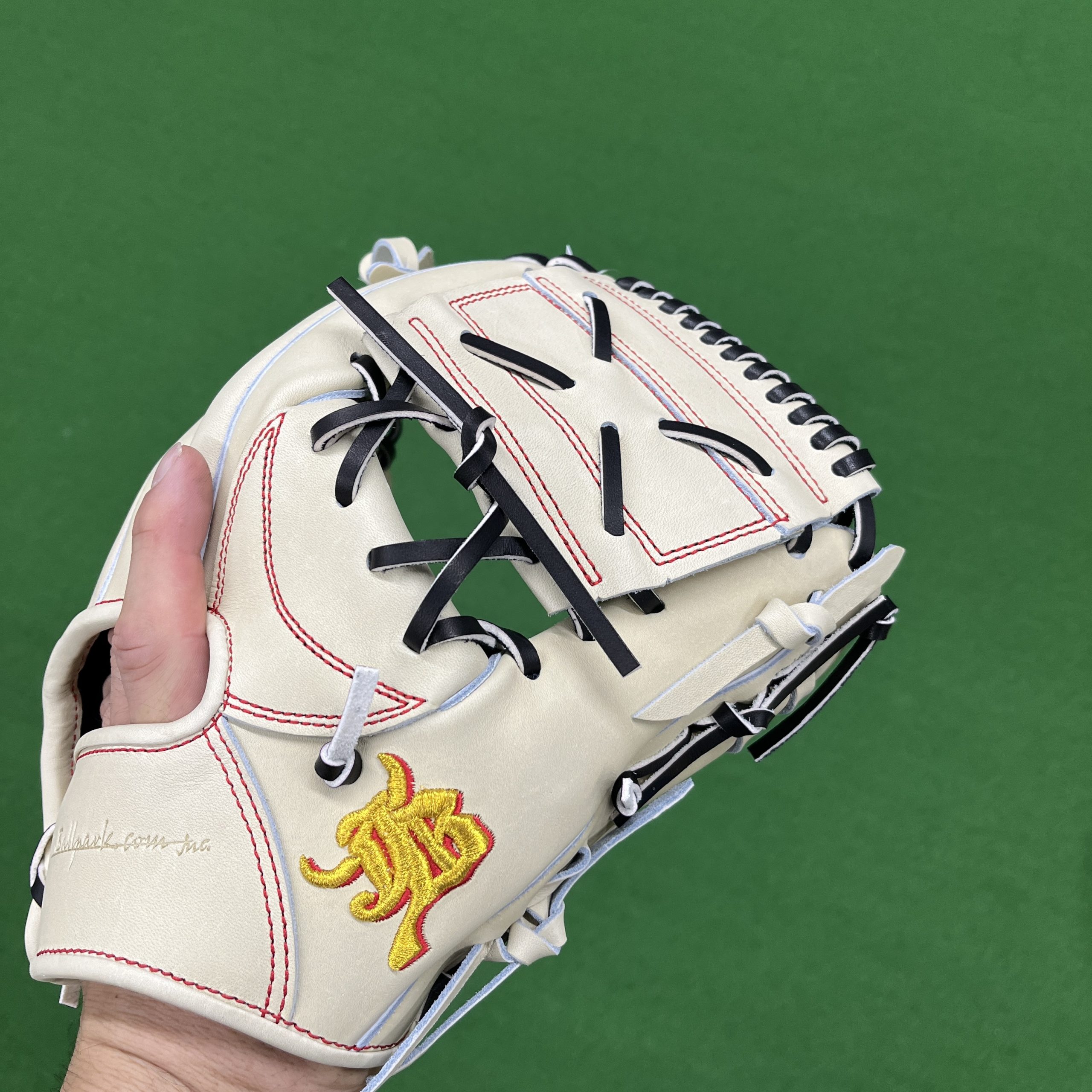 102.入手困難!!ハタケヤマ軟式和牛 102.入手困難!!ハタケヤマ軟式和牛